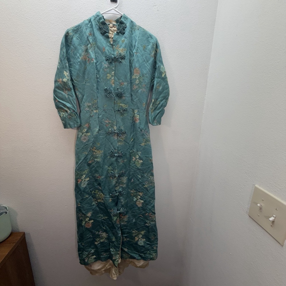 VTG 60s Dynasty Hong Kong Brocade Jacquard Mandarin Cheongsam Hostess Dress XS